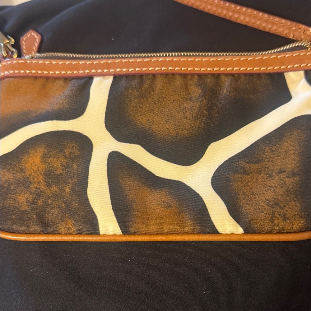 Dooney & Bourke Giraffe Print Wristlet - Picture 4 of 8